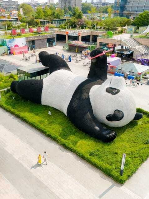 Chengdu: Hidden Wonders Day Tour with Wolong Panda Base - Zhongshu Bookstore’s dramatic final stop