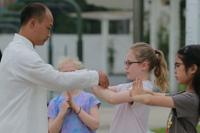 Chengdu Kung Fu Panda Tour Tai Chi, Martial Arts and Panda Base - Learning Tai Chi on Mount Qingcheng