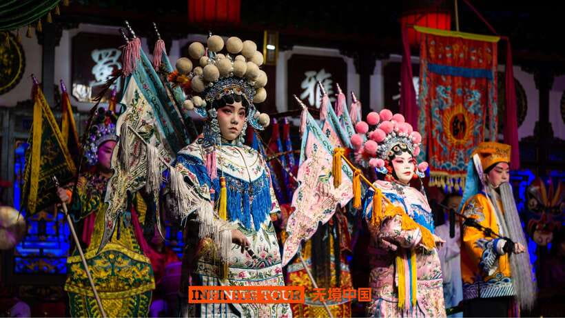 Chengdu: Sichuan Opera Show Ticket - Shu Feng Ya Yun - Tea, snacks, and the gaiwan ritual