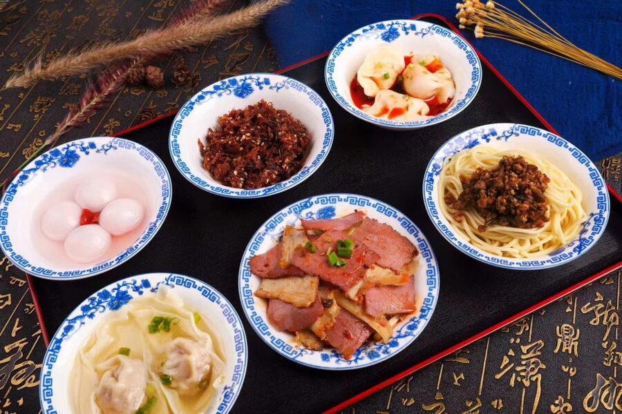 Chengdu: Sichuan Opera Shu Feng Yan Yun Evening Show Ticket - Who will enjoy this most?