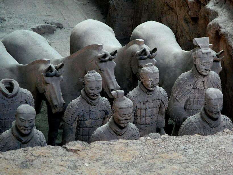 Chengdu: Xi'an Terracotta Warriors Day Trip by Bullet Train - What the $398 price includes