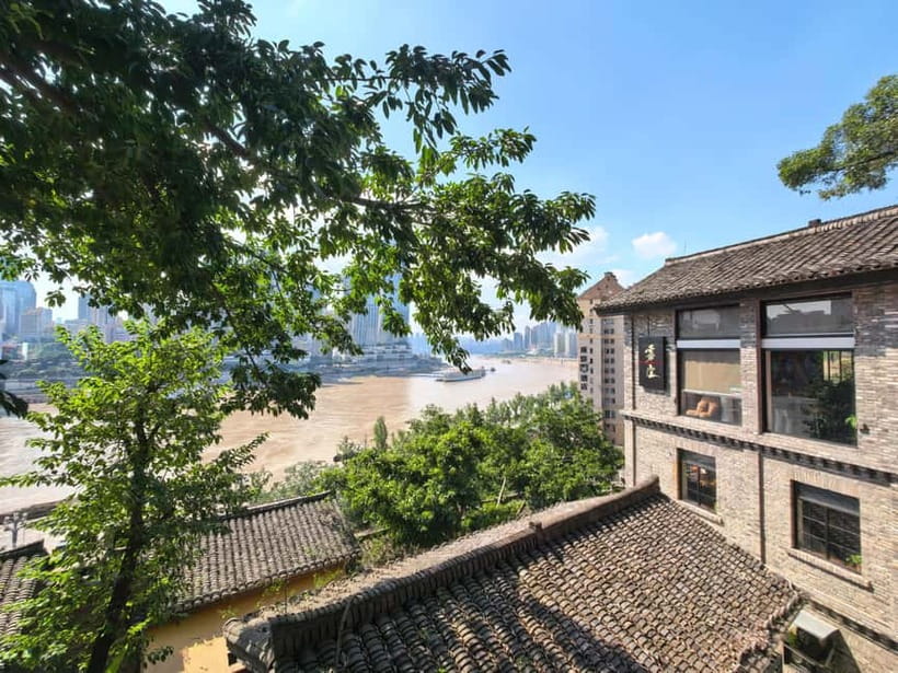 Chongqing: Historical Blocks, Temple, and Mountain Tour - Key points at a glance