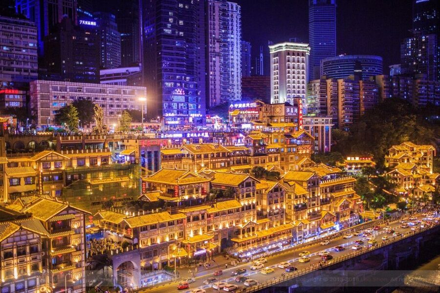 Chongqing: Illuminated Night Tour with Cruise or Hot Pot - Chongqing at night, with the right plan