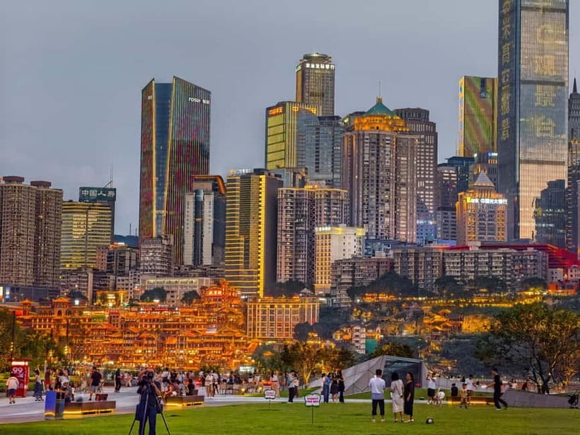 Chongqing: Magic Night View and Secret Viewing Spots Tour - What $88 buys you