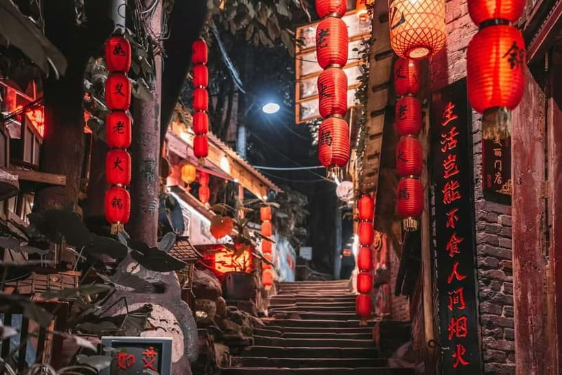 Chongqing Night Tour: River Cruise and Hidden Views - Why the three-hour timing works