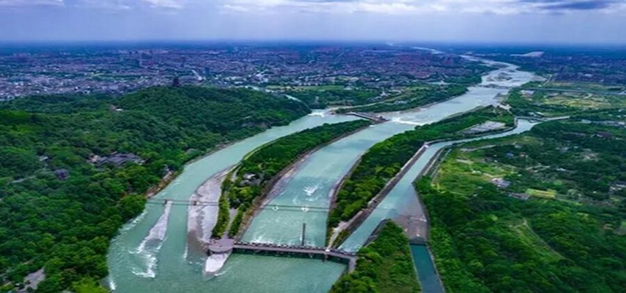 Dujiangyan panda base and irrigation system park day tour - 7:30 to 8:30, leaving Chengdu for the panda base