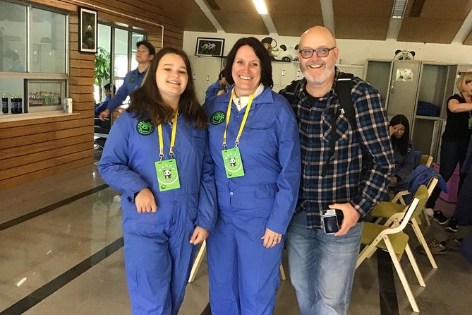 Dujiangyan Panda Volunteering Experience with Lunch - Cleaning, bamboo, and the unglamorous work