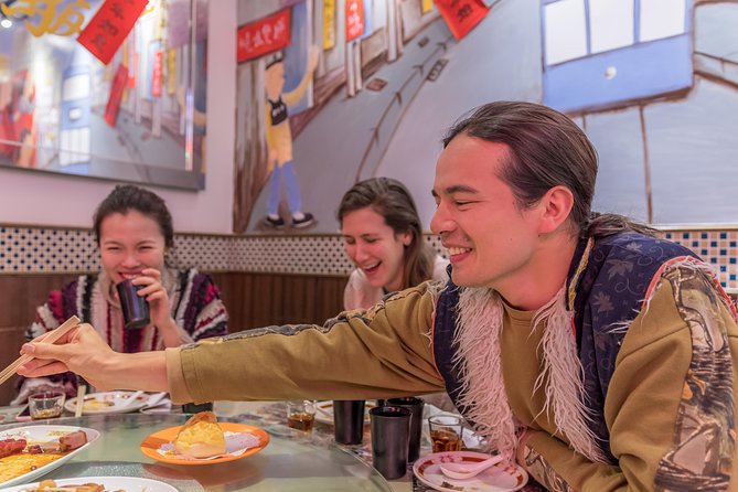 Eat Like A Local: Shanghai Night Food Tour - Beer, yellow wine, and Chinese spirits