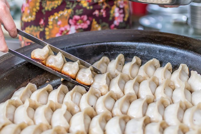 Eat Like a Local: Street Breakfast Tour in Shanghai - Key points at a glance