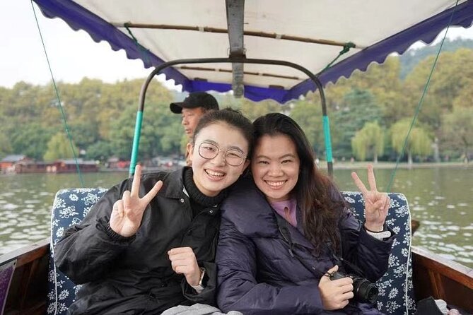Flexible Hangzhou Private Tour from Shanghai by Bullet Train - West Lake by boat and on foot