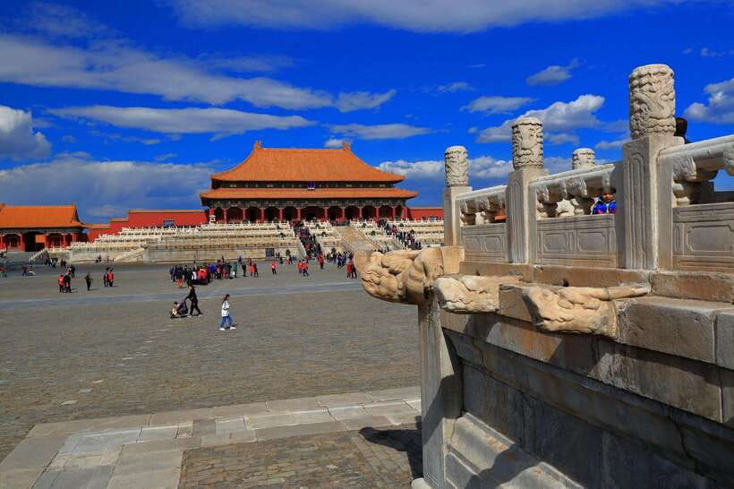 Forbidden City, Summer Palace & Temple of Heaven Tour - Finding calm and water at the Summer Palace