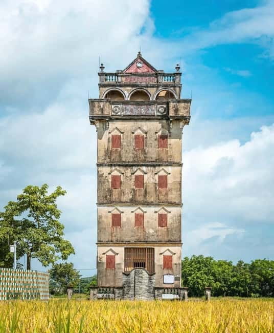From Guangzhou: UNESCO Watchtowers & Ancient Villages Tour - Lunch, snacks, and the cost of the day