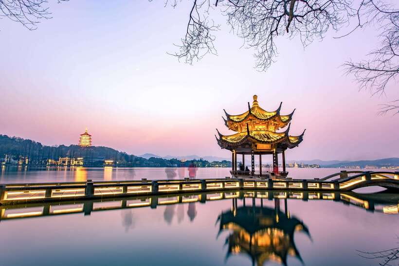 From Shanghai: Hangzhou Private Day Trip by Bullet Train - Should you book it?