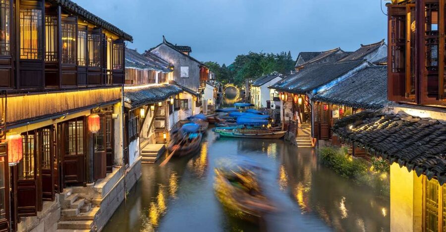 From Shanghai: Private Zhujiajiao Tour with Boat Ride - Key points at a glance