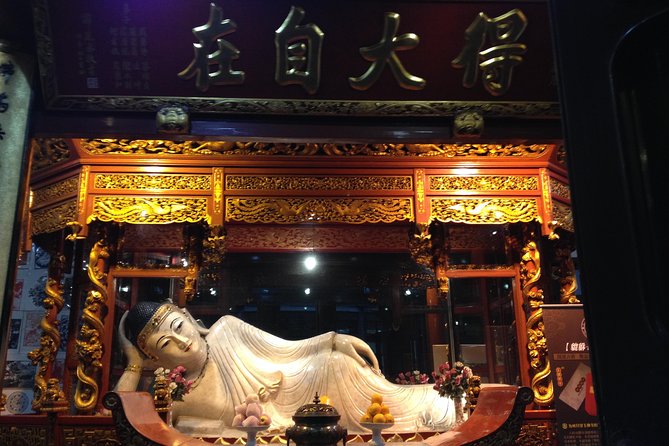 Full-Day Private Guided Tour of Shanghai - Private car or metro and taxis?