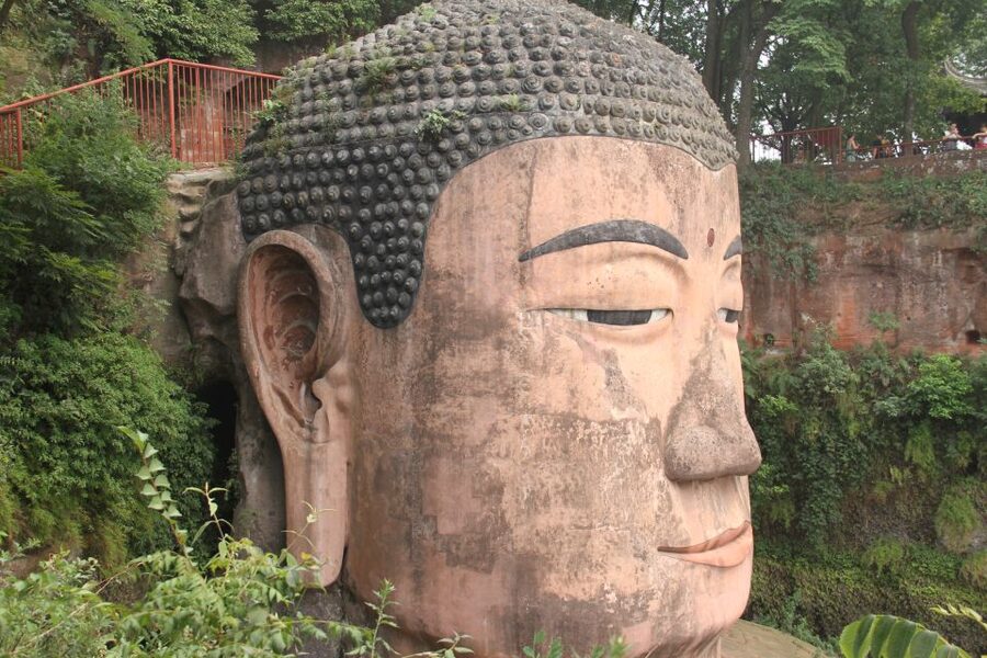 Full-Day Tour of Leshan's Giant Buddha from Chengdu - Who will enjoy this day most?