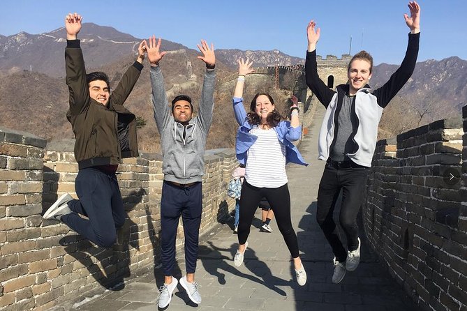 Great Wall Layover Small Group Tour (7AM-11AM) - Who should book this Great Wall layover tour