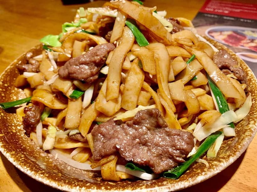 Guangzhou: Food Tour - Eat Like Local + Rice Roll Workshop - Guangzhou food beyond the standard dim sum stop