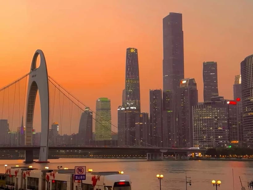 Guangzhou: Private Guided City Tour with a Local - Shawan Ancient Town and traditional village life
