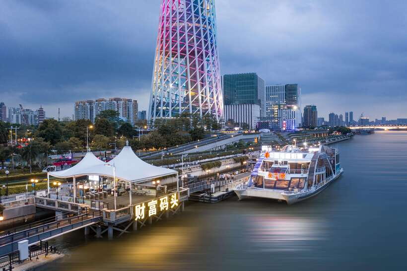 Guangzhou: Roundtrip Cruise Night View from Canton Tower - Key points at a glance