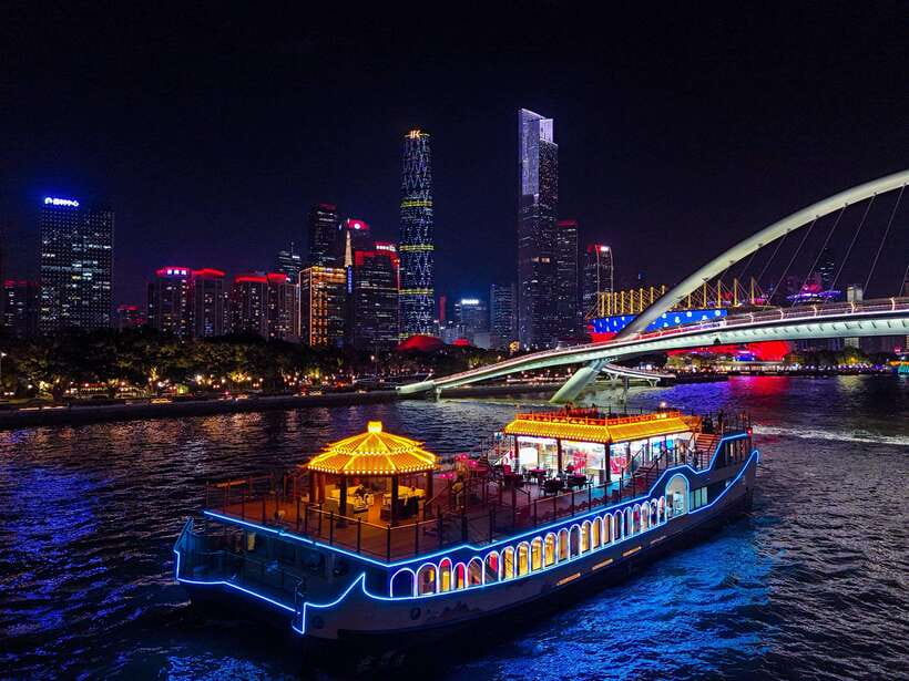Guangzhou: Roundtrip Cruise Night View from Canton Tower - Starting at Fortune Wharf beside Canton Tower