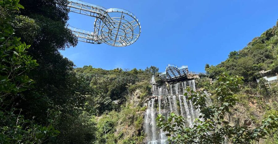 Guangzhou to Gulong Canyon and Cave Fairland PRI Day Tour - Leaving Guangzhou at 8am