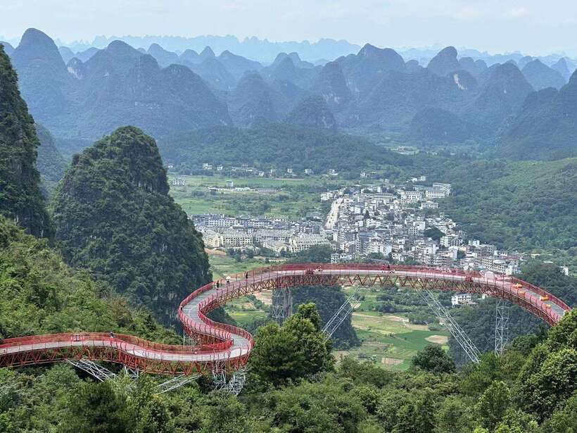 Guilin: Day tour of Longji Rice Terraces and Yangshuo - Food, clothing, and practical preparation
