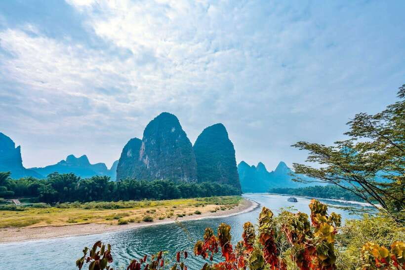 Guilin: Elephant Trunk Hill, Reed Flute Cave & Daxu Old Town - Key points to know before booking