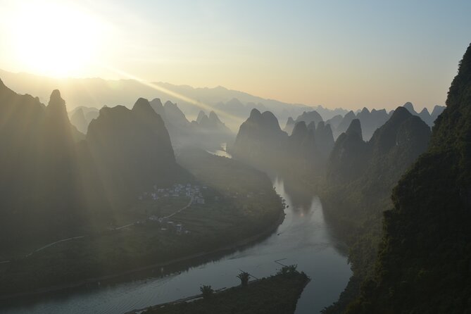 Guilin Highlights Tour Li River to Yangshuo and Xianggong Hill - The early Guilin pickup and ride to the pier
