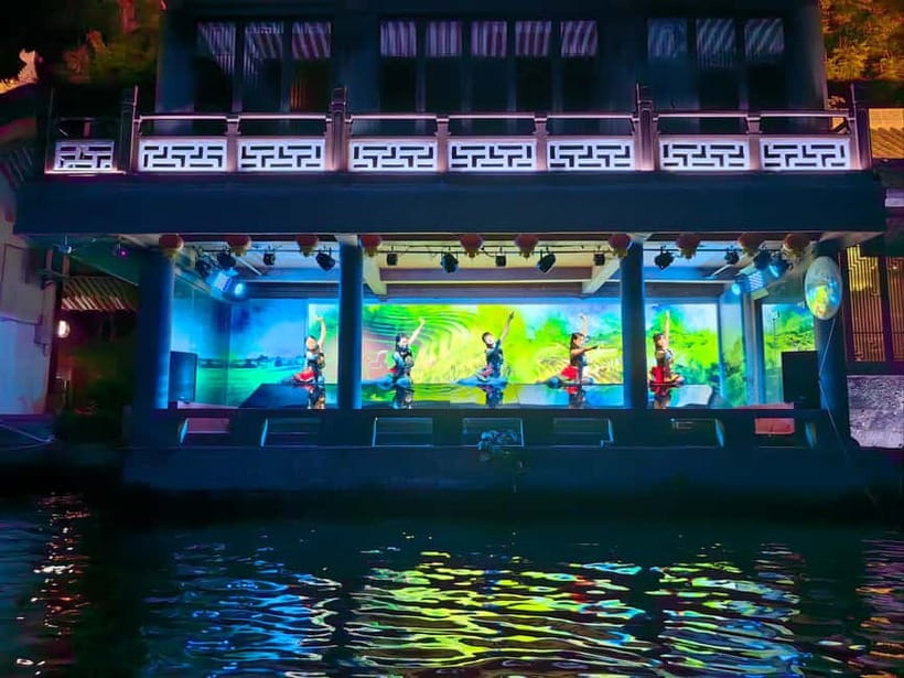 Guilin: Night Cruise on Two Rivers & Four Lakes with Lights - Hotel pickup makes the evening easier