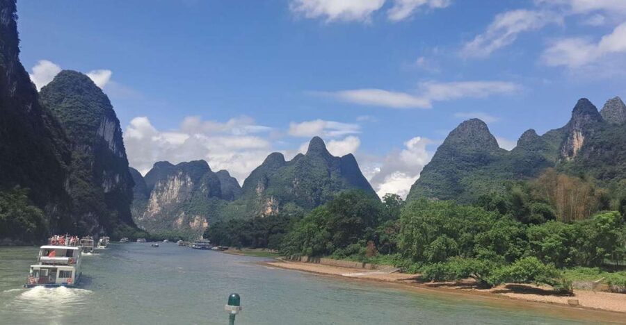 Guilin: Private Full-Day Li River Cruise and Liusanjie Show - Why the Li River cruise is the main event
