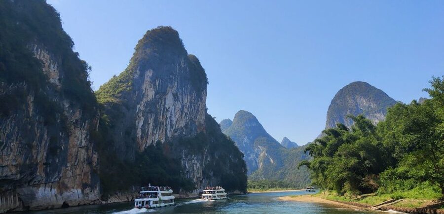 Guilin: Private Full-Day Li River Cruise and Liusanjie Show - What lunch onboard is really worth