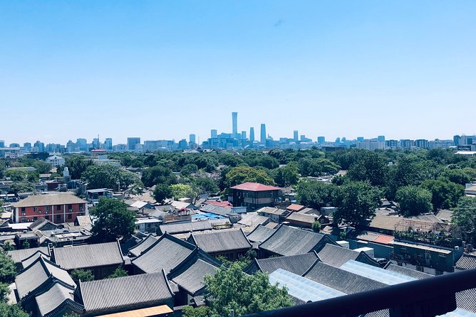 Half-Day Private Beijing Hutong Walking Tour with Dim Sum - Yandai Xie Street and the Three Back Lakes