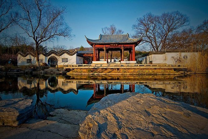 Half-Day Private Customized Nanjing City Tour - What the guide adds to the day