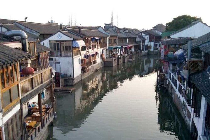 Half-Day Private Zhujiajiao Water Town Tour with Boat Ride from Shanghai - Lunch, shopping, and the flexible final hour