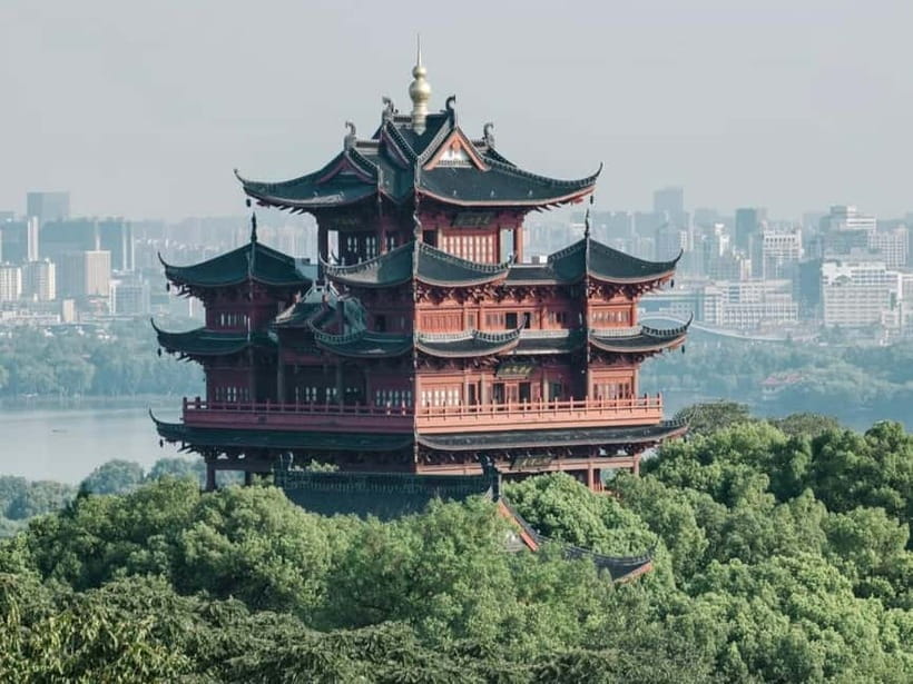 Hangzhou Insider Mini-Hike: TCM, Hill Views and Wet Market - Start at Gulou Church and enter old Hangzhou