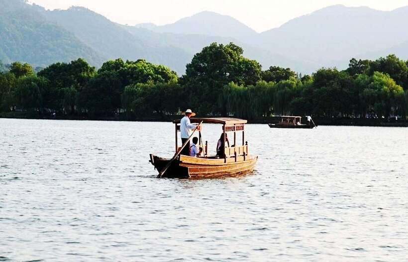 Hangzhou Private One Day Trip from Shanghai by Bullet Train - Key points at a glance