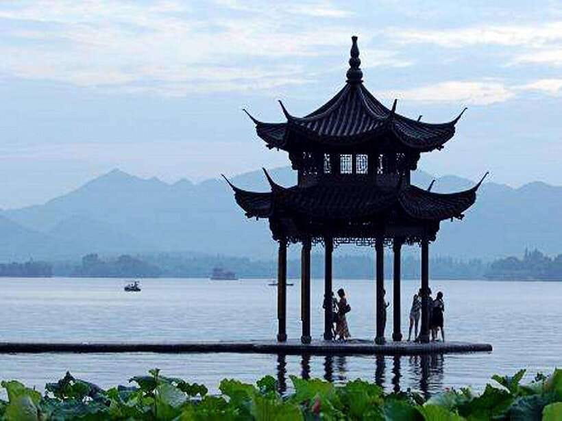 Hangzhou Private One Day Trip from Shanghai by Bullet Train - Is $270 per person good value?