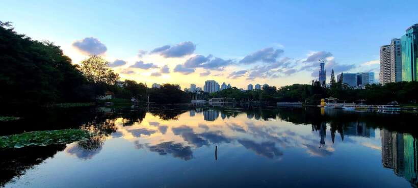 Historia and Entertain Tour of the Youngest City of China - Towers, old stories, and Shenzhen’s surprising timeline