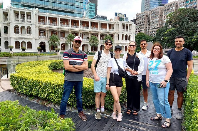 Hong Kong City Tour - The Mid-levels Escalator and Hong Kong’s vertical city