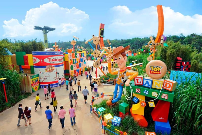 Hong Kong Disneyland: Non-Stop 2-Day Fun Ticket - At a glance