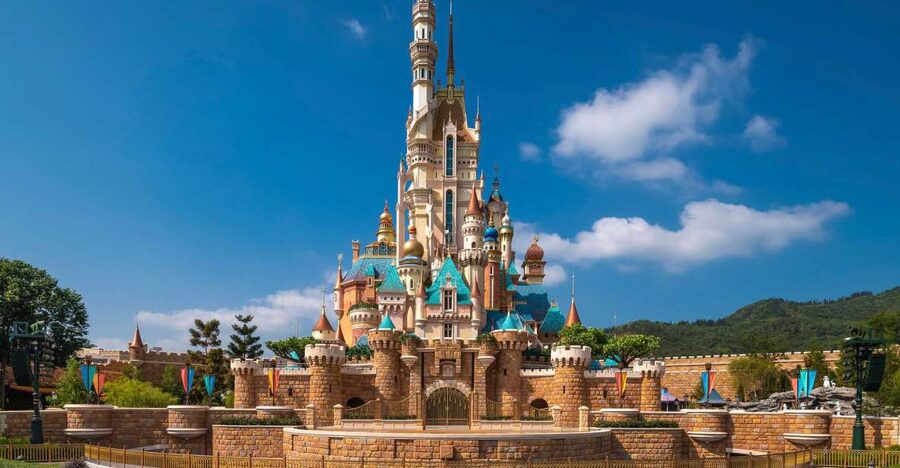 Hong Kong Disneyland Park Tickets - Christmas, Halloween, and seasonal celebrations