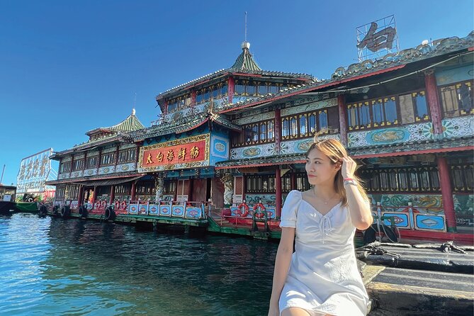 Hong Kong Fisherman’s Wharf: Aberdeen Fishing Village Boat Tour - Meeting the boat at Pier 6