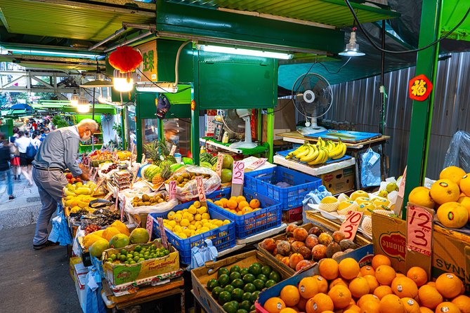 Hong Kong Food Tour: Central and Sheung Wan Districts - Dim sum, pastries, and the final sweet stop