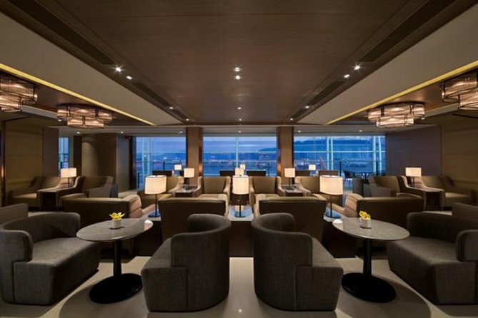 Hong Kong International Airport Plaza Premium Lounge Access - Showers are the best reason to pay