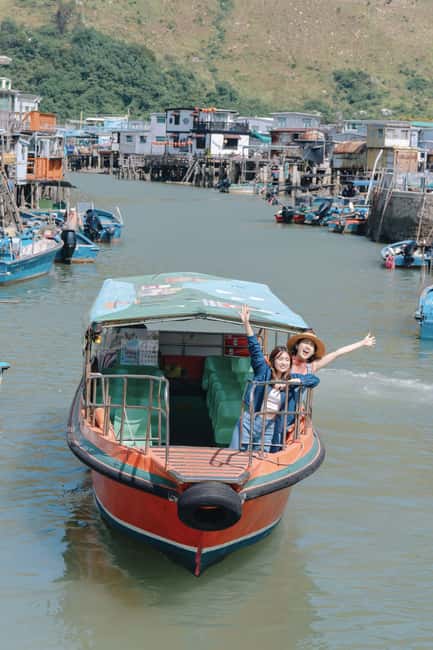 Hong Kong: Lantau Private Coach, Tai O & Big Buddha Tour - Ngong Ping and the Giant Buddha