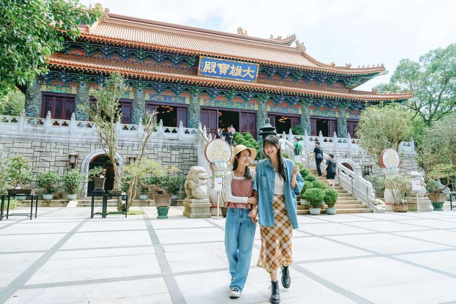Hong Kong: Lantau Private Coach, Tai O & Big Buddha Tour - Practical details for a smoother visit