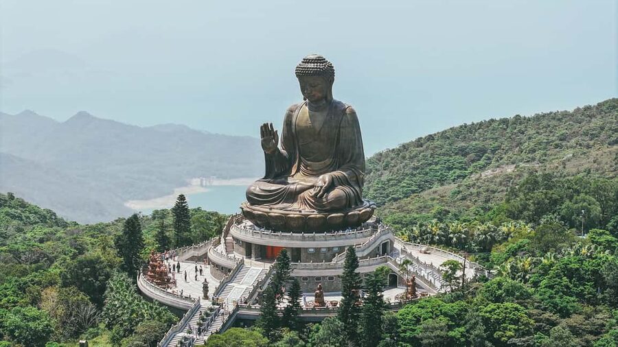 Hong Kong: Lantau Private Coach, Tai O & Big Buddha Tour - Po Lin Monastery and a quieter change of pace