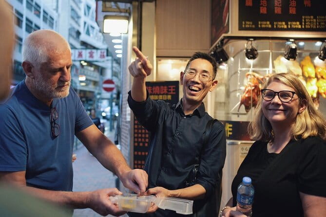 Hong Kong Street Food Tour with Locals - Dim Sum, Wonton & more - Key points to know before you book
