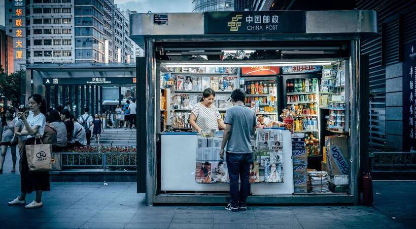 Huaqiangbei Insider Tour: Explore Shenzhen’s Tech Wonderland - Meeting Jiajun and setting the pace